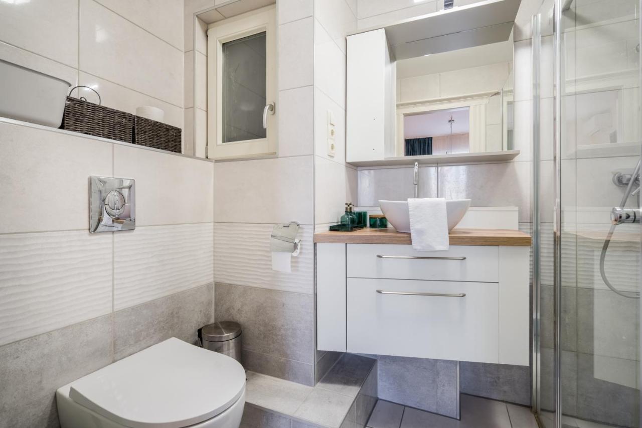 Bpr Blue Paradise Apartment With A/C บูดาเปสต์ ภายนอก รูปภาพ